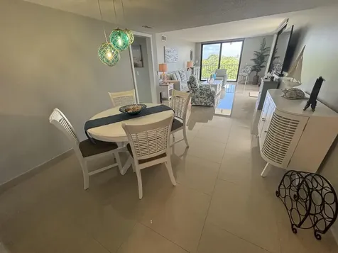 1202 S Lake Drive Lantana FL 33462
