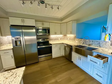 1202 S Lake Drive Lantana FL 33462