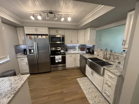 1202 S Lake Drive Lantana FL 33462