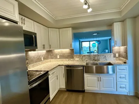 1202 S Lake Drive Lantana FL 33462
