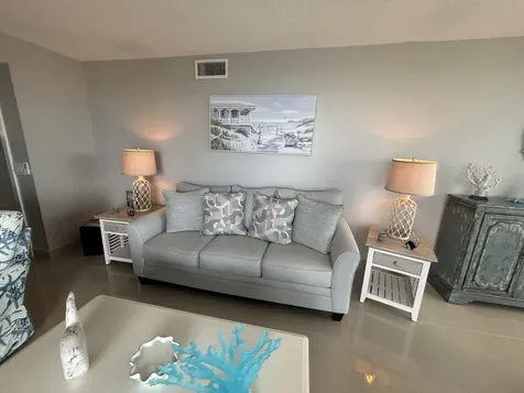 1202 S Lake Drive Lantana FL 33462