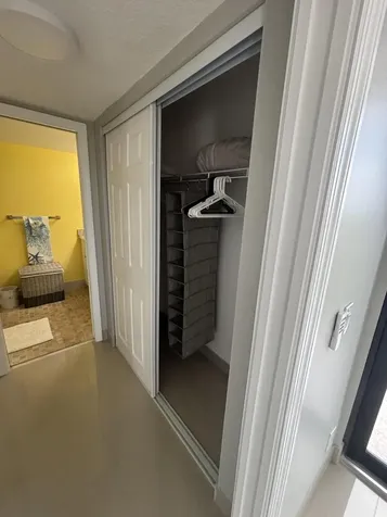 1202 S Lake Drive Lantana FL 33462