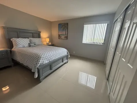 1202 S Lake Drive Lantana FL 33462