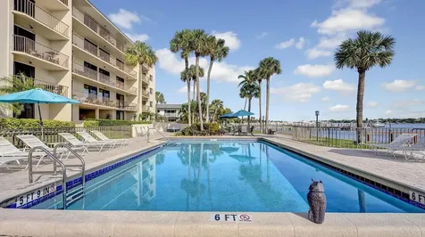 1202 S Lake Drive Lantana FL 33462