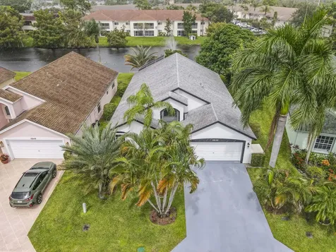 5055 Robino Circle West Palm Beach FL 33417