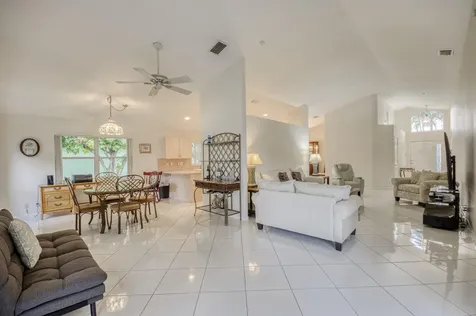 5055 Robino Circle West Palm Beach FL 33417