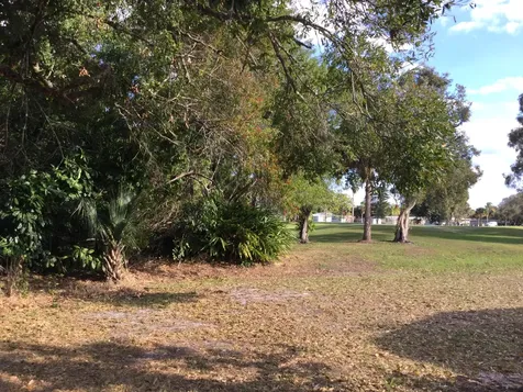 42 Golf Drive Port Saint Lucie FL 34952
