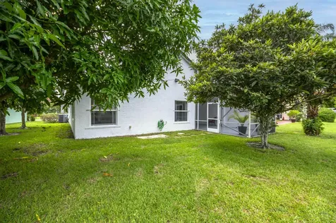 5055 Robino Circle West Palm Beach FL 33417