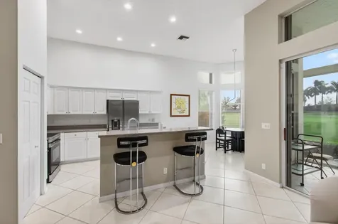 6886 Swansea Lane Boynton Beach FL 33472
