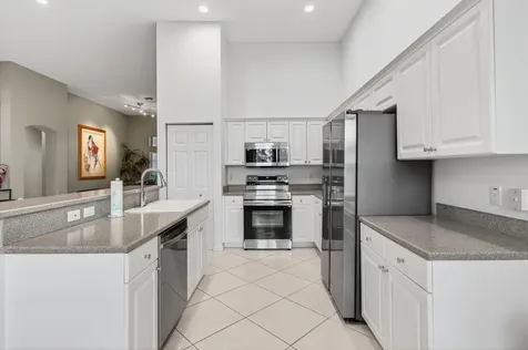 6886 Swansea Lane Boynton Beach FL 33472