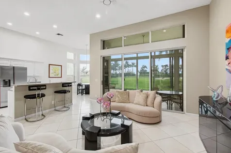 6886 Swansea Lane Boynton Beach FL 33472