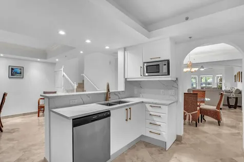 2051 SE 3rd Street Deerfield Beach FL 33441