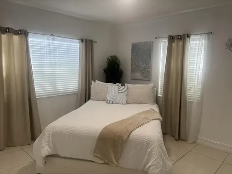 299 Sw 7th Street Boca Raton FL 33432