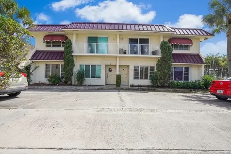 584 SE 20th Avenue Deerfield Beach FL 33441