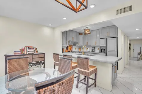 584 SE 20th Avenue Deerfield Beach FL 33441