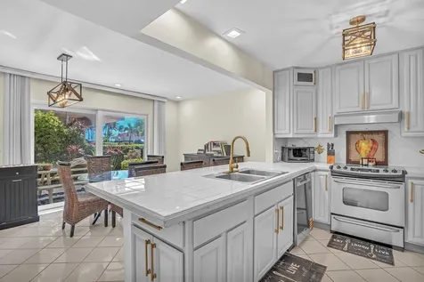 584 SE 20th Avenue Deerfield Beach FL 33441