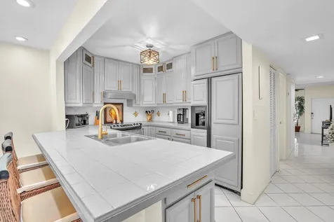 584 SE 20th Avenue Deerfield Beach FL 33441