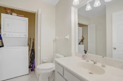 584 SE 20th Avenue Deerfield Beach FL 33441