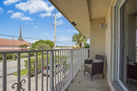 584 SE 20th Avenue Deerfield Beach FL 33441