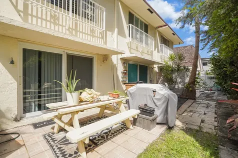 584 SE 20th Avenue Deerfield Beach FL 33441