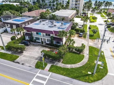 584 SE 20th Avenue Deerfield Beach FL 33441