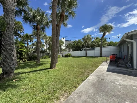 110 N Las Olas Drive Jensen Beach FL 34957