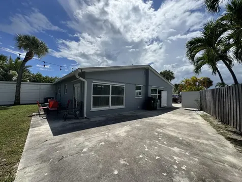 110 N Las Olas Drive Jensen Beach FL 34957