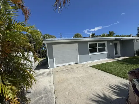 110 N Las Olas Drive Jensen Beach FL 34957