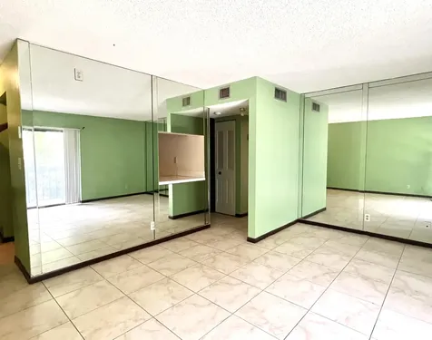 2000 N Congress Avenue West Palm Beach FL 33401