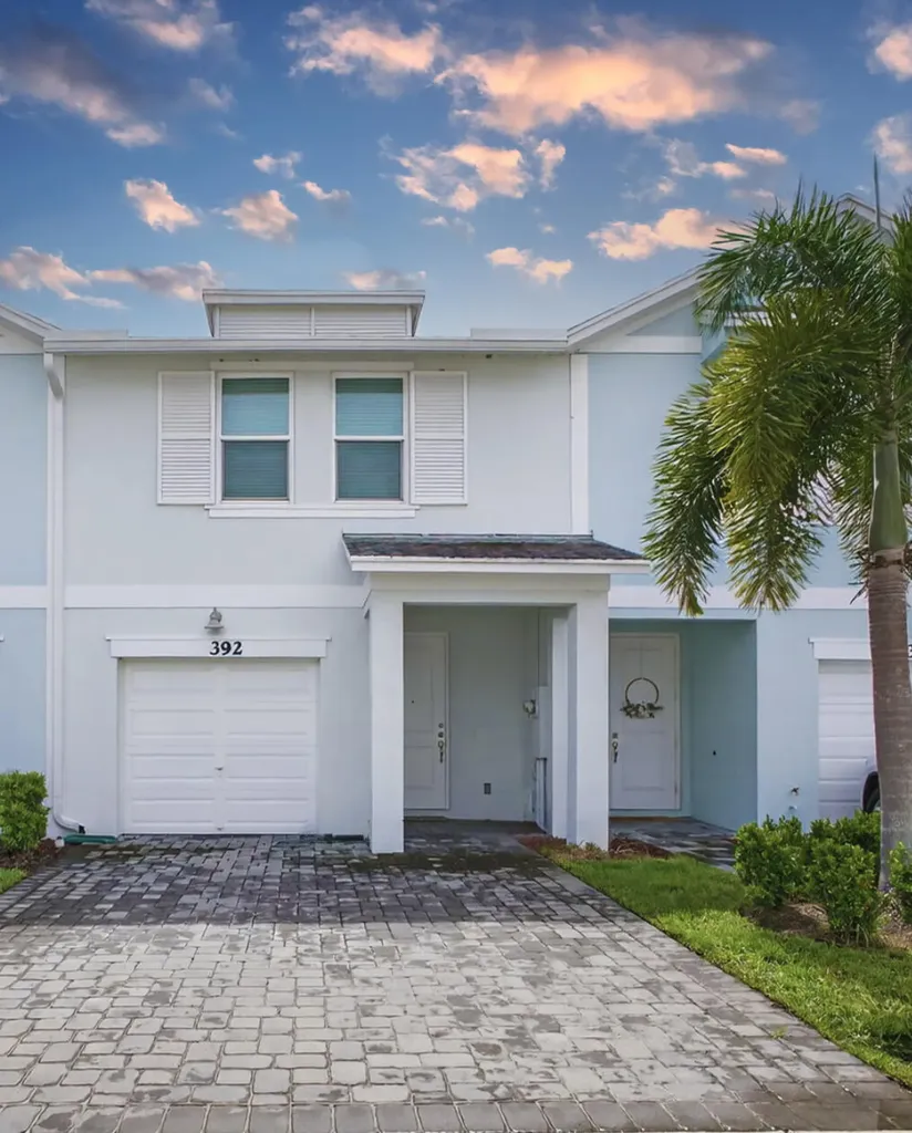 392 SE Sea Hunt Way Stuart FL 34994