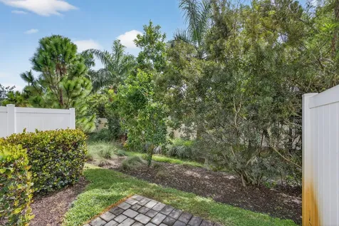 392 SE Sea Hunt Way Stuart FL 34994