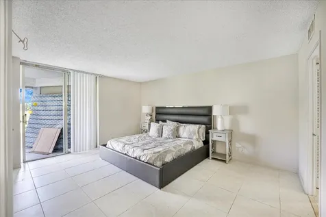 6400 Nw 2nd Avenue Boca Raton FL 33487
