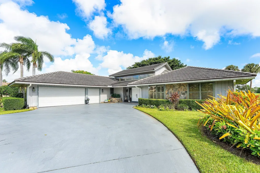 6599 Eastpointe Pines Street Palm Beach Gardens FL 33418