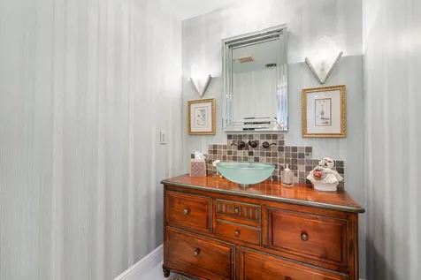 6599 Eastpointe Pines Street Palm Beach Gardens FL 33418