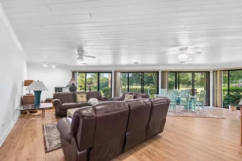 6599 Eastpointe Pines Street Palm Beach Gardens FL 33418