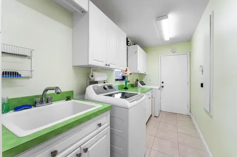 6599 Eastpointe Pines Street Palm Beach Gardens FL 33418