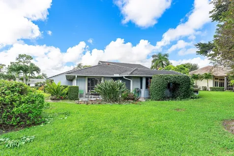 6599 Eastpointe Pines Street Palm Beach Gardens FL 33418