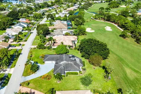 6599 Eastpointe Pines Street Palm Beach Gardens FL 33418