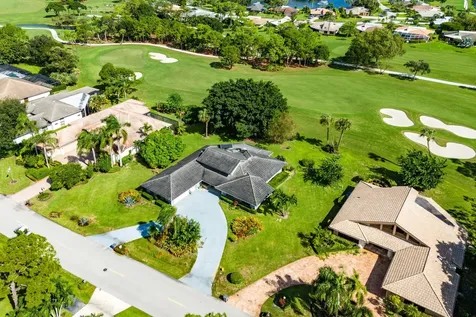 6599 Eastpointe Pines Street Palm Beach Gardens FL 33418