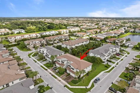 9040 Kingsmoor Way Lake Worth FL 33467