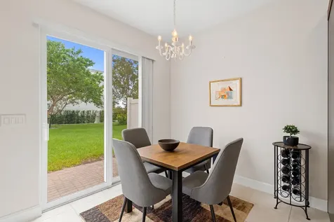 9040 Kingsmoor Way Lake Worth FL 33467