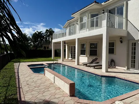 6509 Stonehurst Circle Lake Worth FL 33467