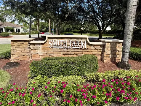 6509 Stonehurst Circle Lake Worth FL 33467
