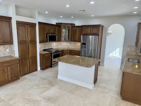 6509 Stonehurst Circle Lake Worth FL 33467