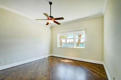 2640 Lake Shore Drive Riviera Beach FL 33404
