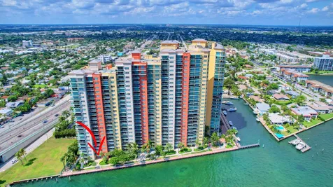 2640 Lake Shore Drive Riviera Beach FL 33404