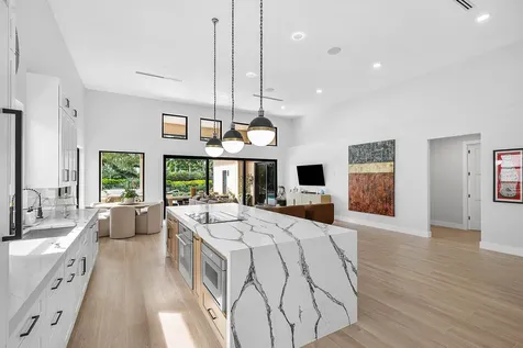 2370 Nw 53rd Street Boca Raton FL 33496