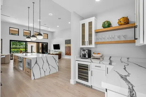 2370 Nw 53rd Street Boca Raton FL 33496