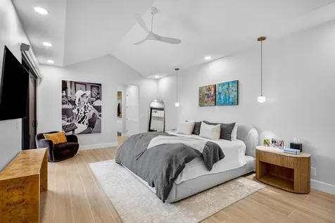 2370 Nw 53rd Street Boca Raton FL 33496