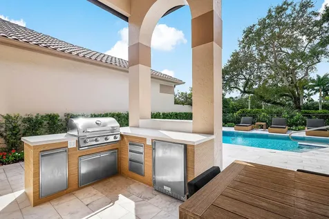 2370 Nw 53rd Street Boca Raton FL 33496